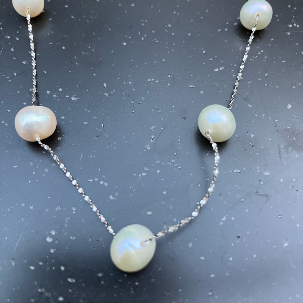Stamped 925 Sterling Silver Gradient Freshwater Authentic Pearl Necklace, EUC. - Picture 5 of 7